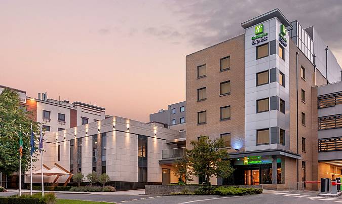 Holiday Inn Express Dublin Airport